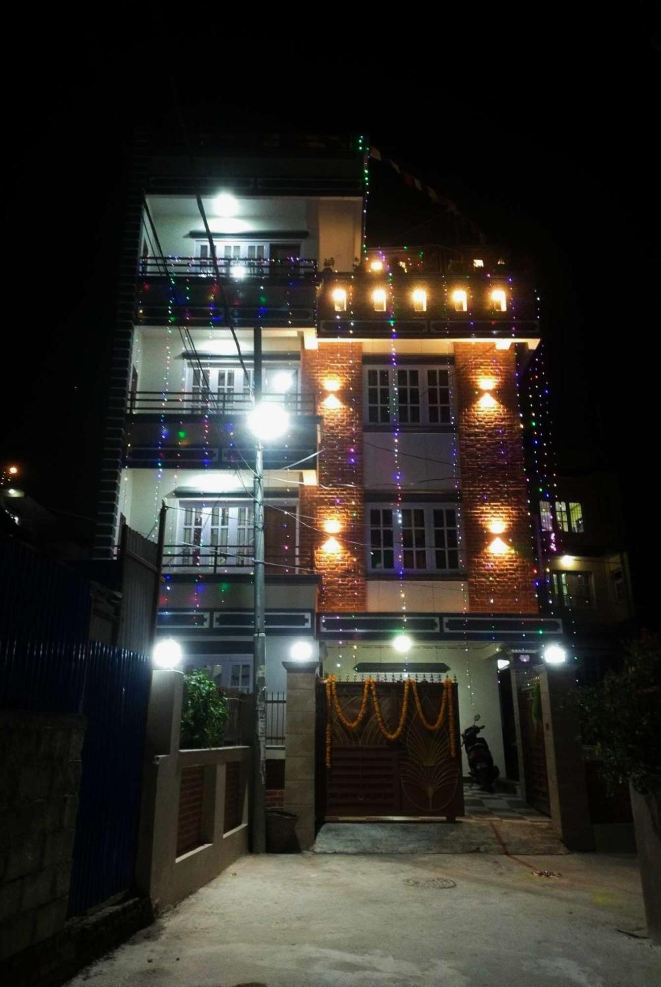 Peace Homestay Kathmandu Esterno foto