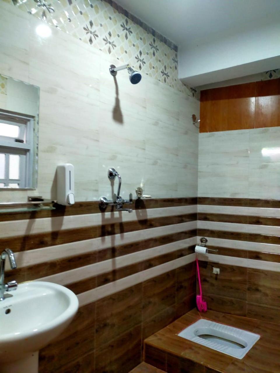 Peace Homestay Kathmandu Esterno foto